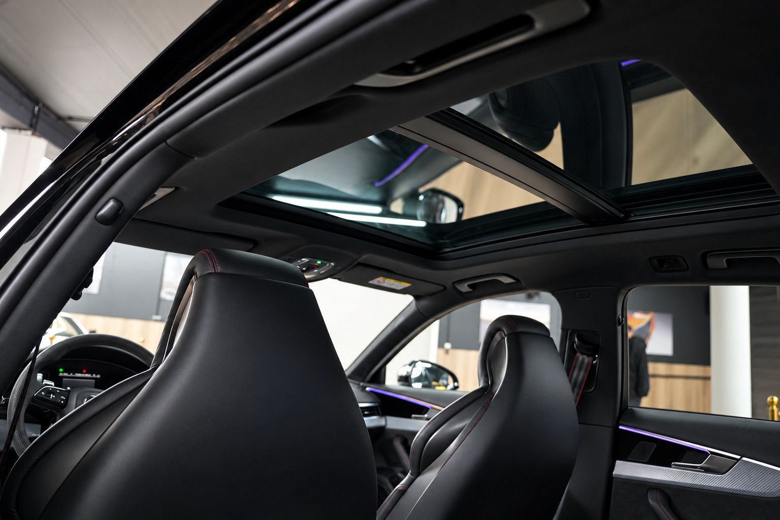 Fahrzeugabbildung Audi RS 4 2.9 TFSI *Virtual*RautenSitze*B&O*Pano*HUD