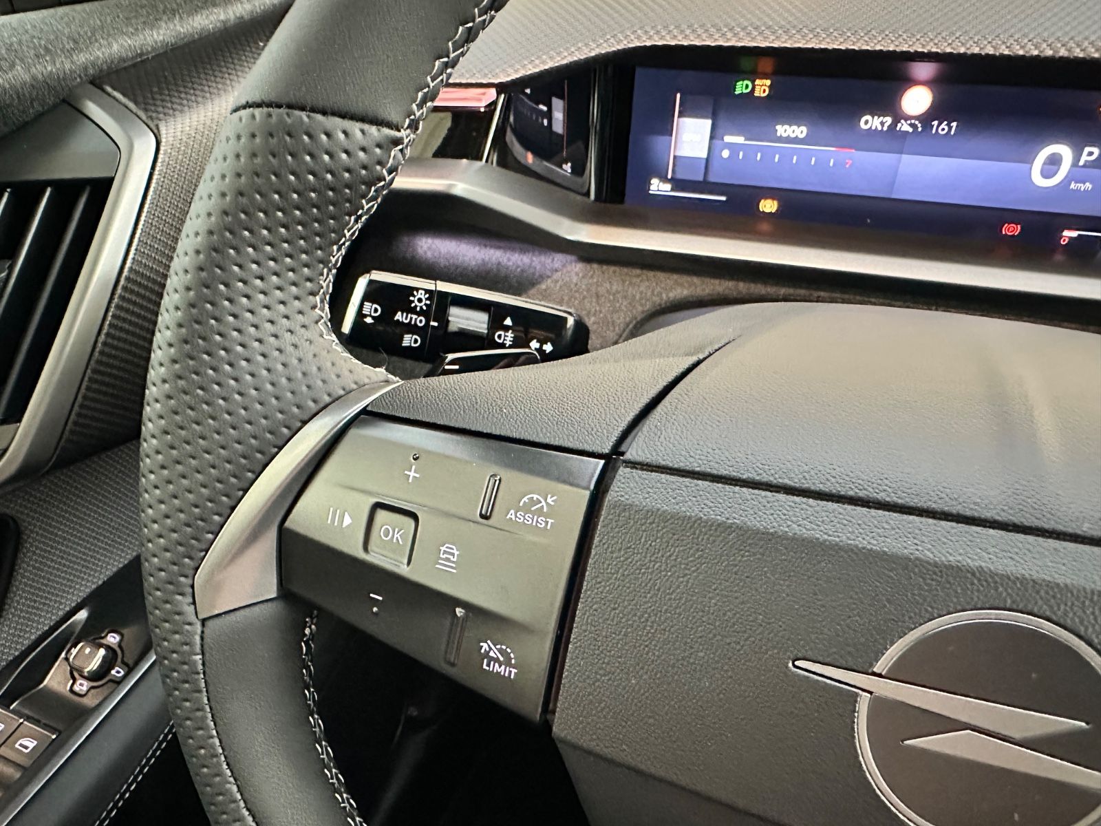 Fahrzeugabbildung Opel Grandland 1.2 48V GS*360°*HeadUp*SHZ