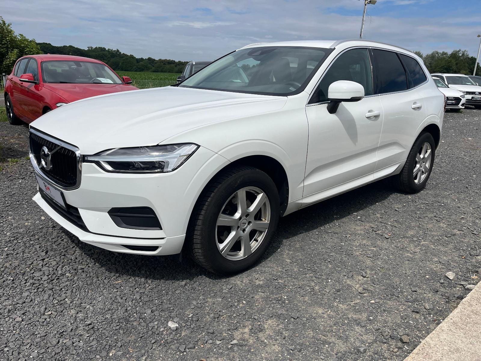 Volvo XC60 Momentum*NAVI*KAMERA*PDC*TEILLEDER*