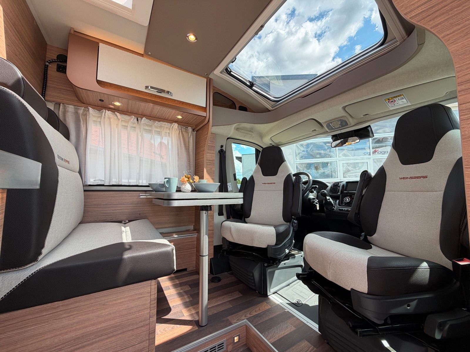 Fahrzeugabbildung Weinsberg CaraCompact Edition Pepper 600 MEG MJ26