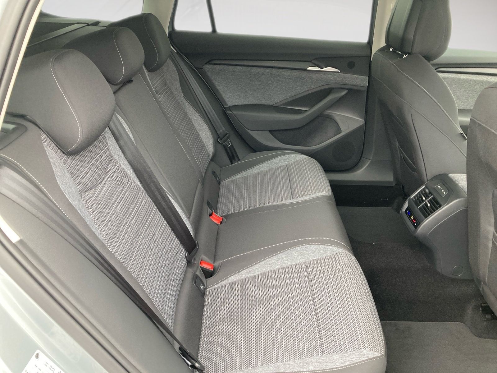 Skoda Superb - Bild 11