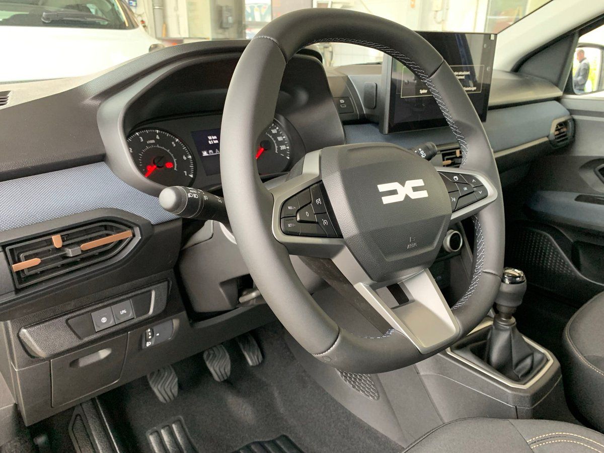 Dacia Sandero - Bild 10
