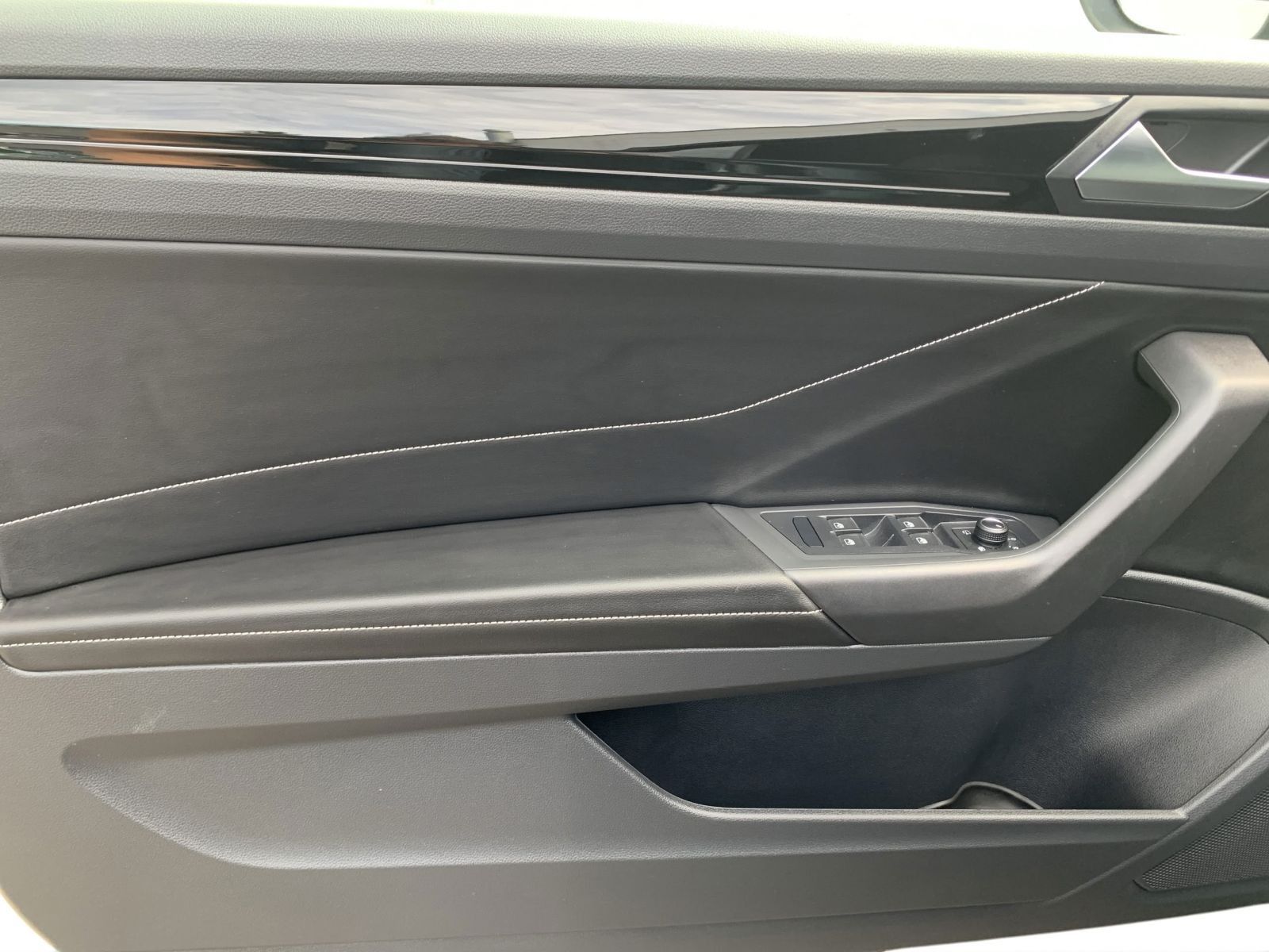 Volkswagen T-Roc - Bild 10
