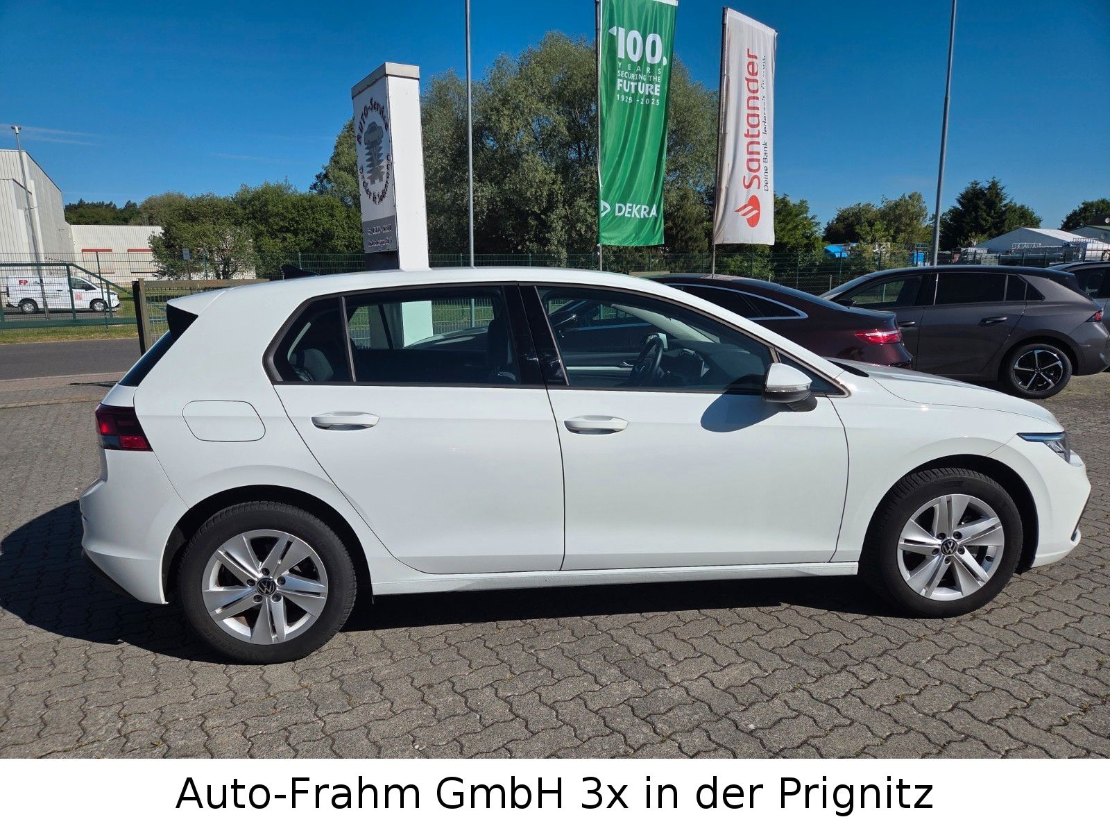 Volkswagen Golf VIII Lim. Life eTSI LED NAVI foto 6