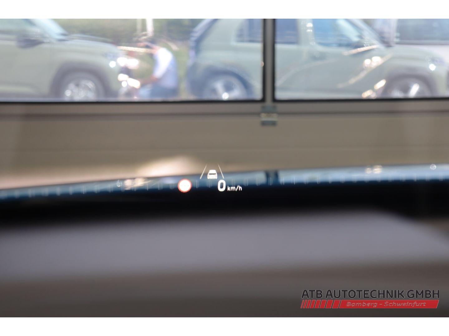 Fahrzeugabbildung Hyundai KONA Elektro Trend 39,2 kWh 2WD SOH 97,9 % Assis