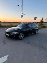 BMW 335i Touring M-paket top zustand - BMW 335 mit Benzin-Antrieb: Kombi, 335i M Paket