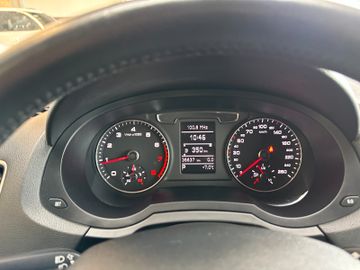 Audi Q3 *BiXenon*Sitzh.*elek. Heckkl.*1.Hand. *
