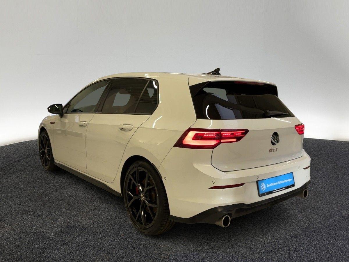 Volkswagen Golf VIII 2.0 TSI GTI DSG Rückfkamera Navi Harma