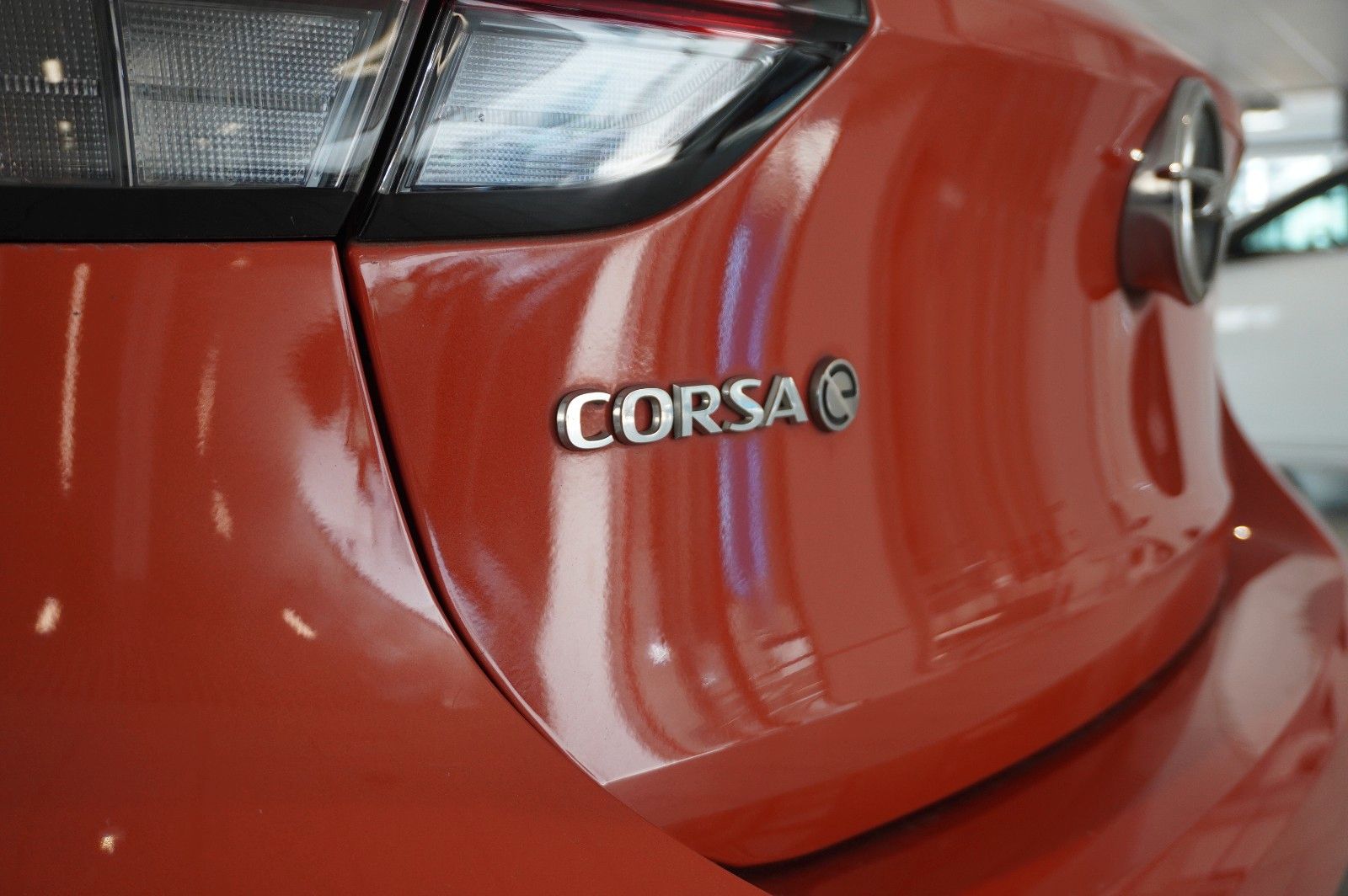 Fahrzeugabbildung Opel Corsa-e F EDITION 7KW NAVI/VIRT/TEMP/DAB/WÄRMEP.