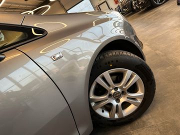 Opel Corsa D Satellite