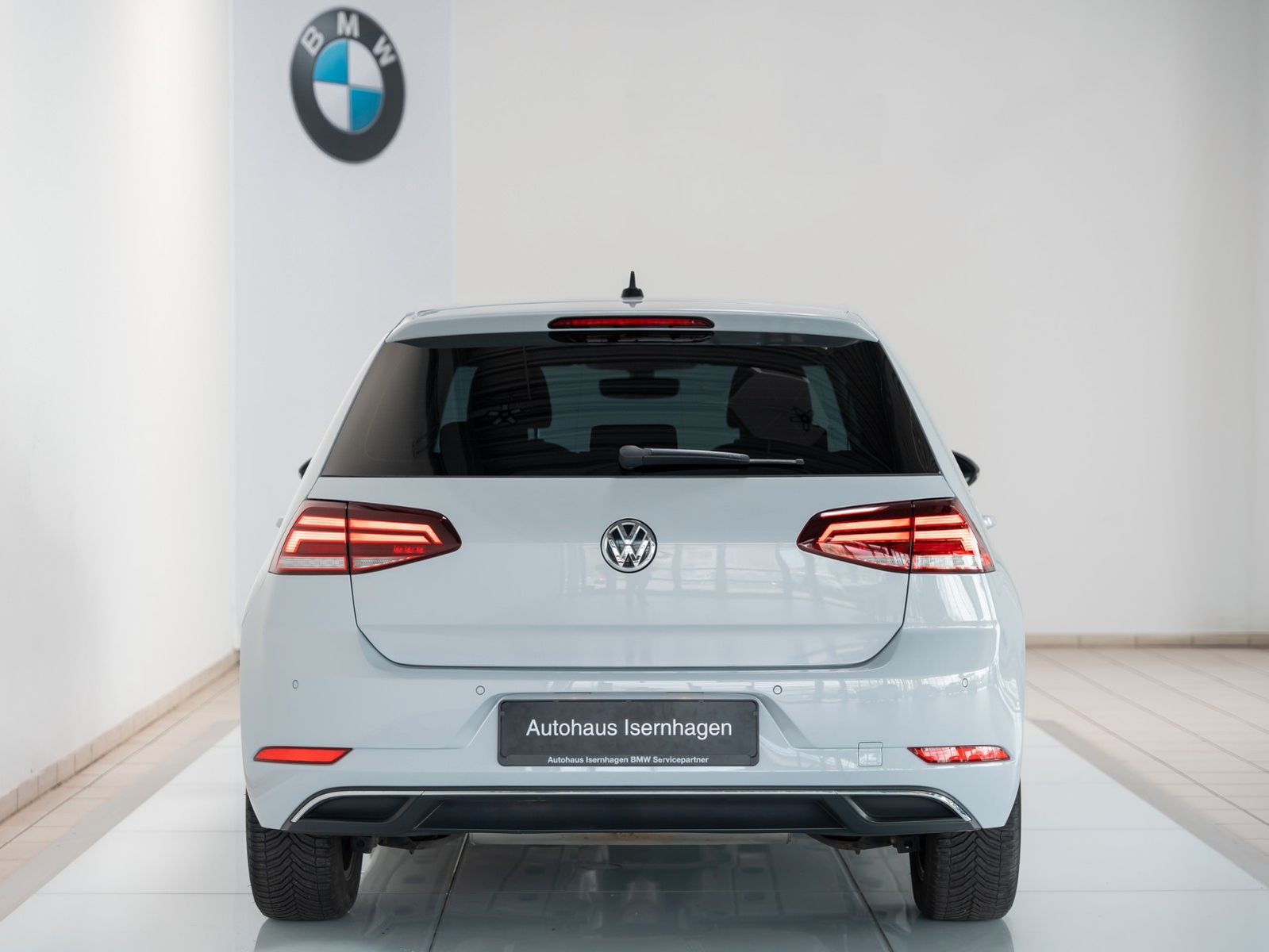 Fahrzeugabbildung Volkswagen Golf VII Lim. ACC Sound Start-Stopp AppleCar PDC