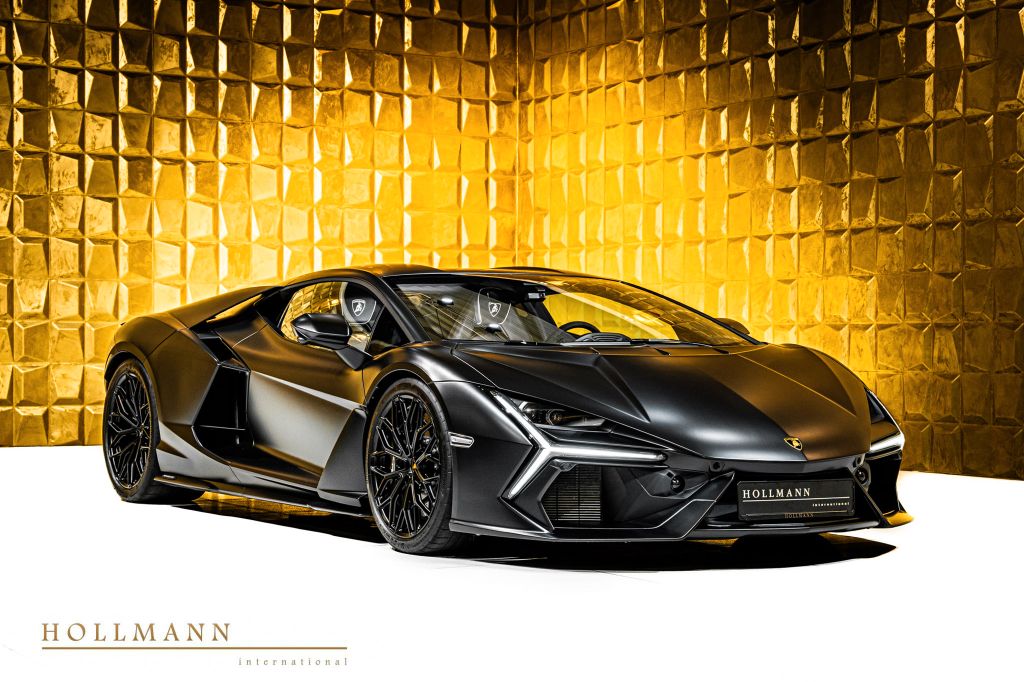 Image of Lamborghini Revuelto
