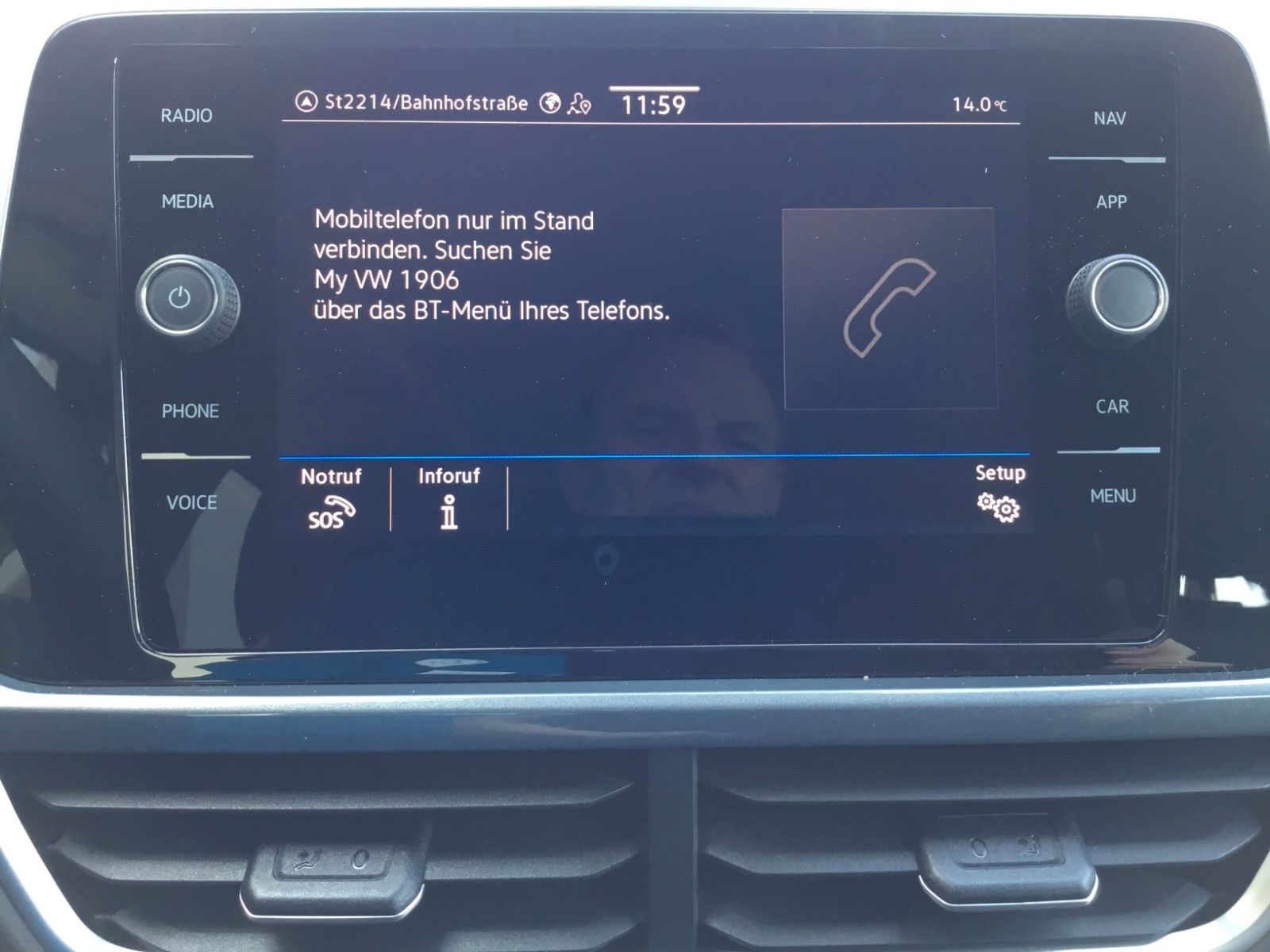 Fahrzeugabbildung Volkswagen T-Roc 1.5 TSI DSG Style+AHK+MatrixLED+ACC+Pano