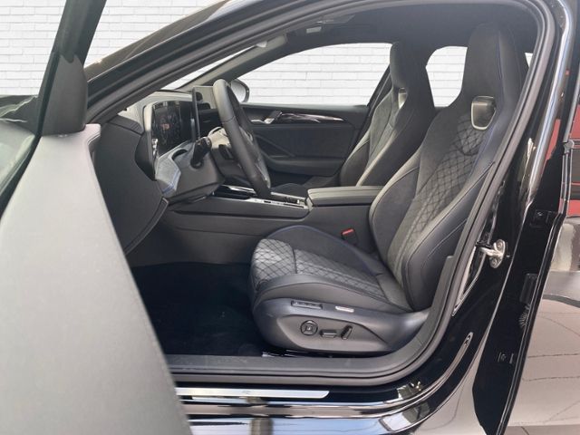 Fahrzeugabbildung Volkswagen Passat R-Line 2,0 l TDI SCR 110 kW (150 PS) 7-Ga