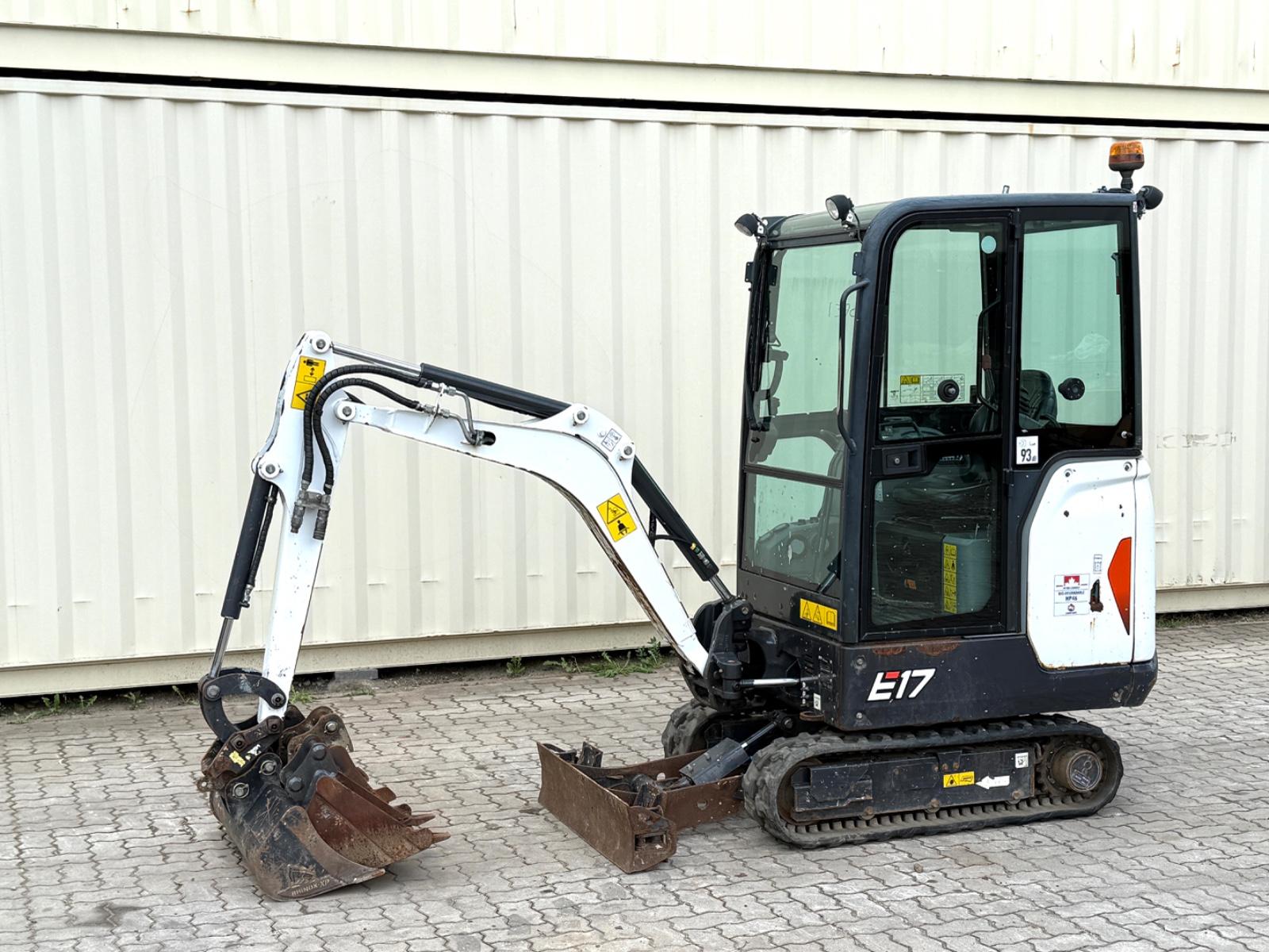 Bobcat E17 / 2023 BJ / 4 x Löffel / 796 H