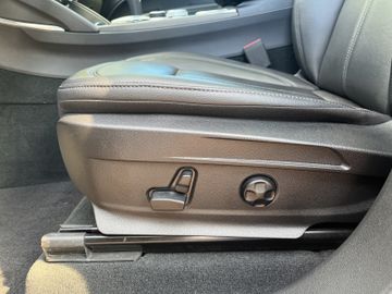 Alfa Romeo Stelvio 2.2 JTDM Ti Q4 Navi+SHZ+Pano+AHK+RFK