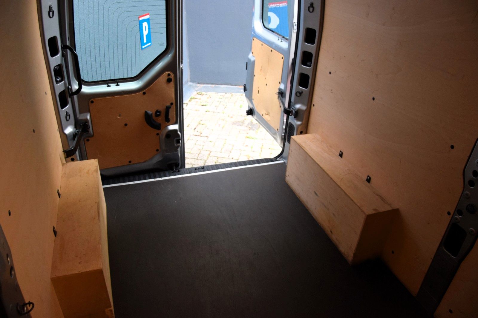Fahrzeugabbildung Renault Master III Kasten L2H2 Klima PDC LED 3,5t