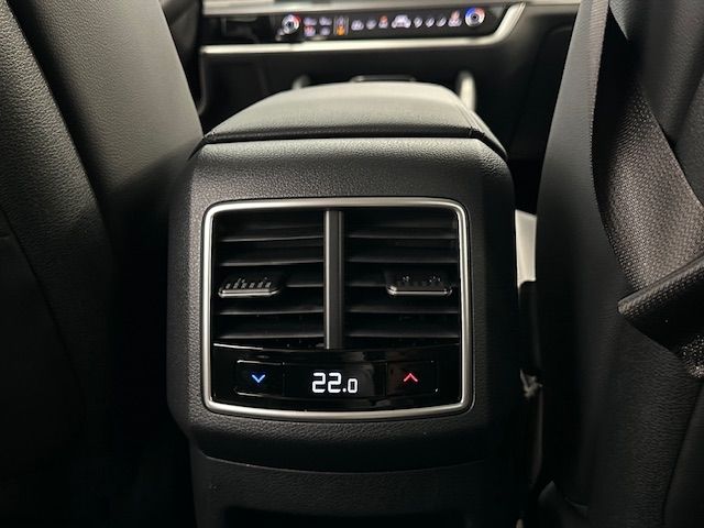 Fahrzeugabbildung Kia Sportage PHEV 4WD 1.6 T-GDI VerkehrszeichenERK
