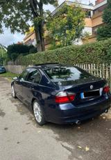 BMW 335i - - BMW 335 Gebrauchtwagen in München