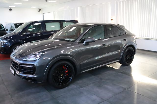 PORSCHE Cayenne Coupe GTS * 1.HAND + MEGA OPTIK *