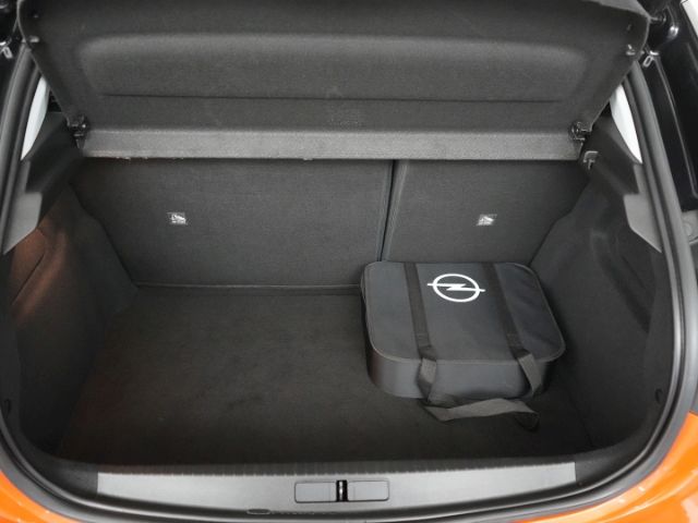 Corsa-e F EDITION 50kWH AT+SITZHEIZUNG+PARKPILOT