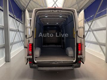 Volkswagen Crafter - 12