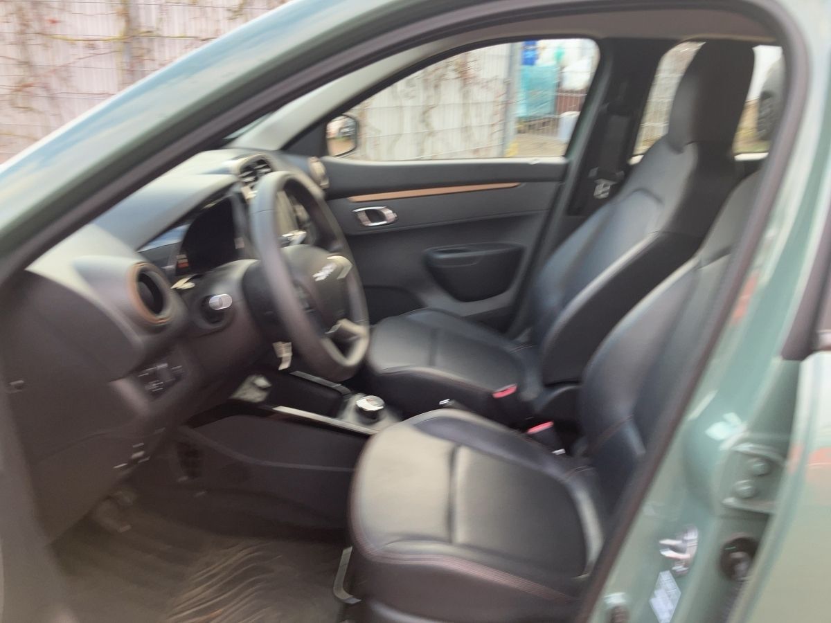 Dacia Spring - Bild 12