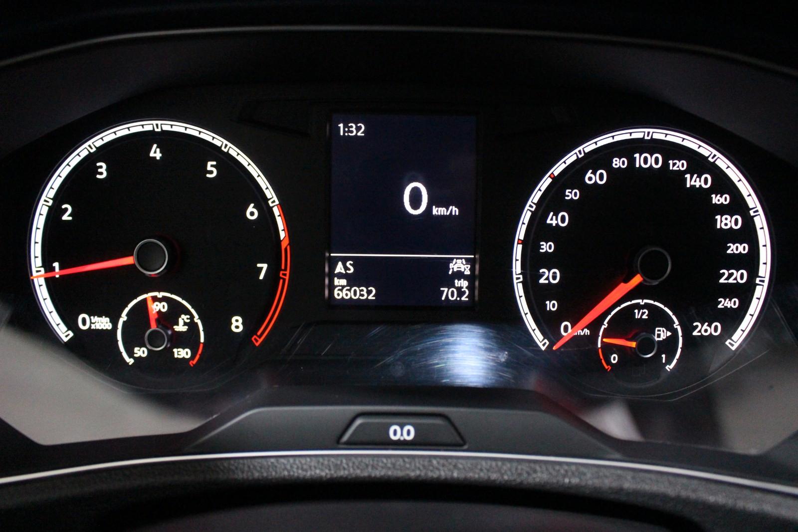 Volkswagen T-Roc United STDHZG ACC TOT SPUR TOP SH 2.H DE, миниатюра 20