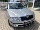 Skoda Octavia 1.6 Lim. Elegance, 1.Hand, Automatik,uvm - Skoda Octavia mit Benzin-Antrieb: Limousine, 1.6
