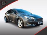 Ford Focus Titanium Aut. Navi PDC SHZ Kamera - Ford Focus Gebrauchtwagen in Bremen