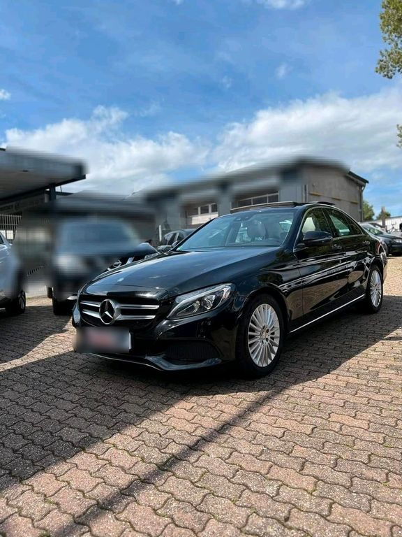 Image of Mercedes-Benz C 220