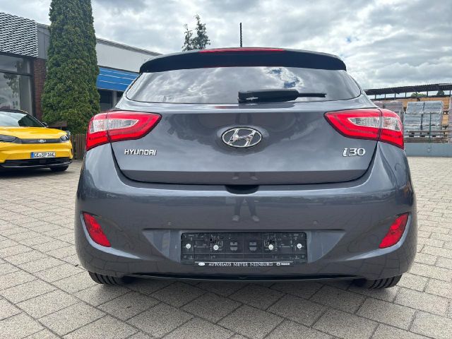 Hyundai i30 1.4 blue Passion SitzheizungKlima