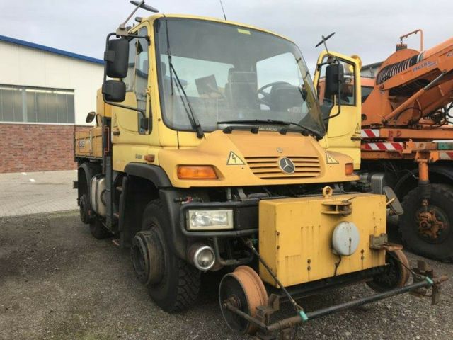 Unimog U 400 Road and Rail