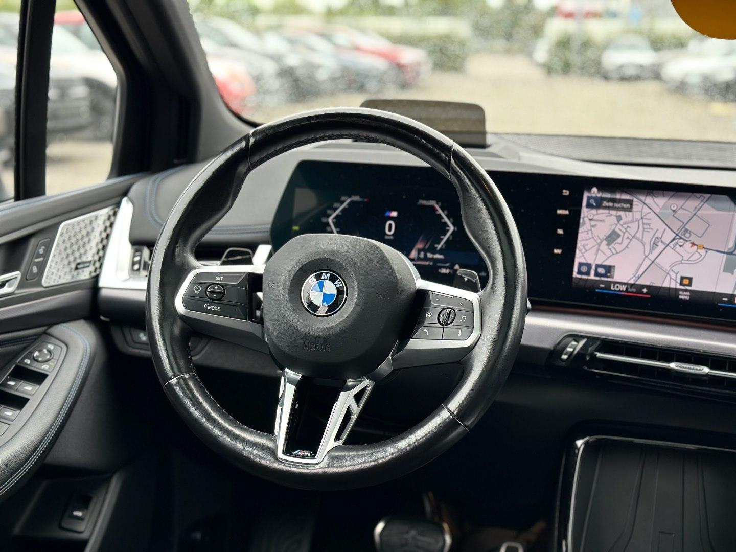 BMW Active 220i Active Tourer M Sportpaket Head-Up HK HiFi, миниатюра 18
