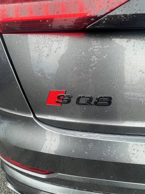 Fahrzeugabbildung Audi SQ8 AT//AHK, Standheizg.,Matrixlicht,Pano,RFK, P