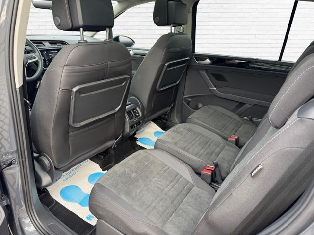 Fahrzeugabbildung Volkswagen Touran Highline 1.5 TSI DSG - AHK*18"LM*Standhz