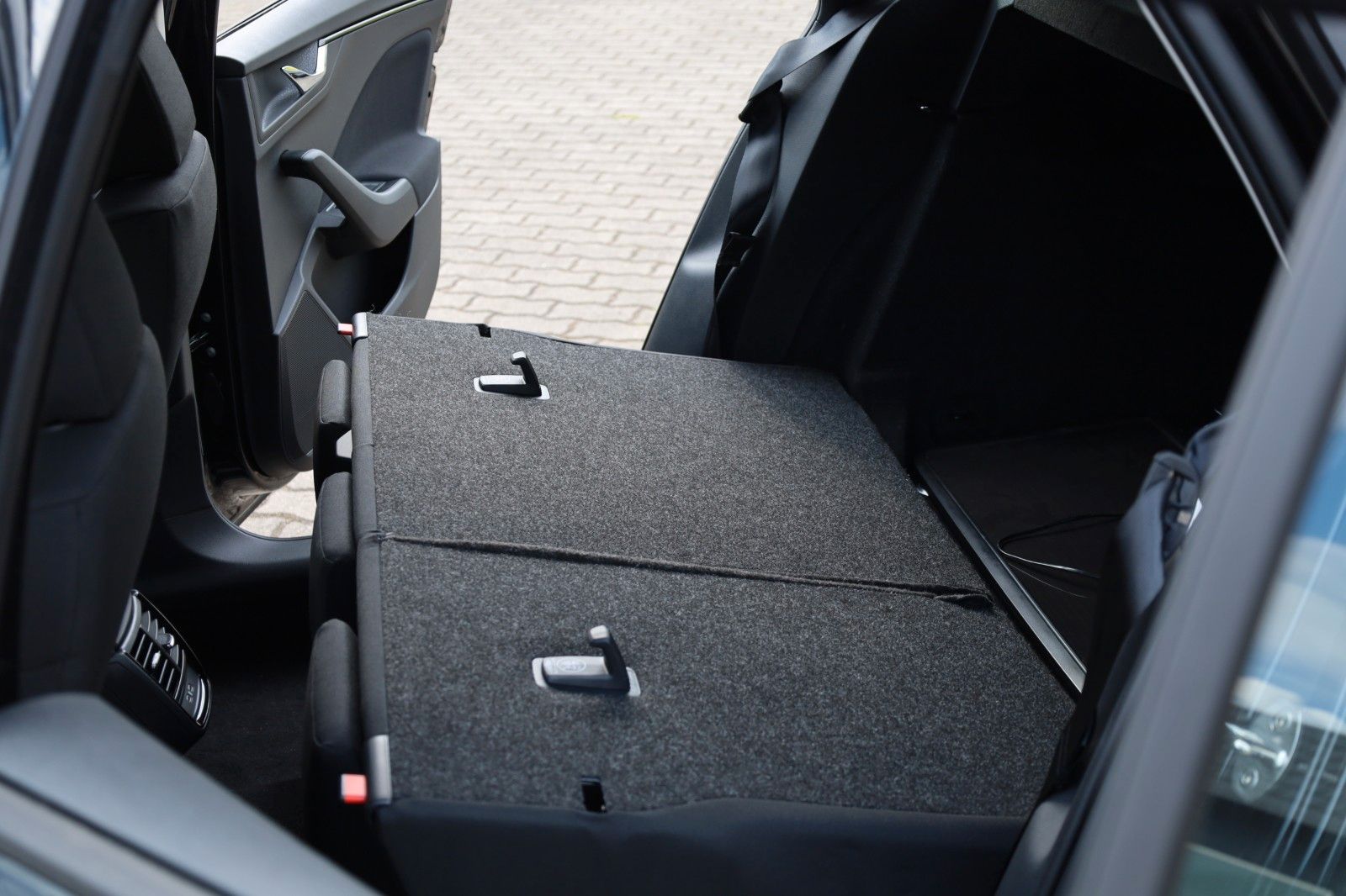 Fahrzeugabbildung SKODA Kamiq 1,0 TSI City Edition *AHZV-Vorb *Sitzhz.