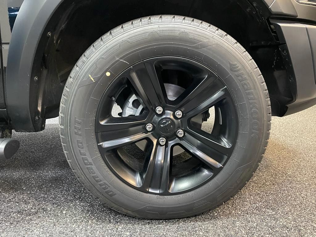 Fahrzeugabbildung Dodge 2023 WARLOCK CREW CAB HEMI 4x4 SOFORT!