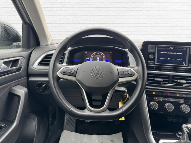 Fahrzeugabbildung Volkswagen T-Roc Life 1.0 TSI 110 PS 6-Gang LED RFK SHZG
