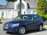 Volkswagen Tiguan Sport & Style 4Motion*1 HAND*SERVICE NEU* - gebrauchte VW Tiguan aus dem Jahr 2009