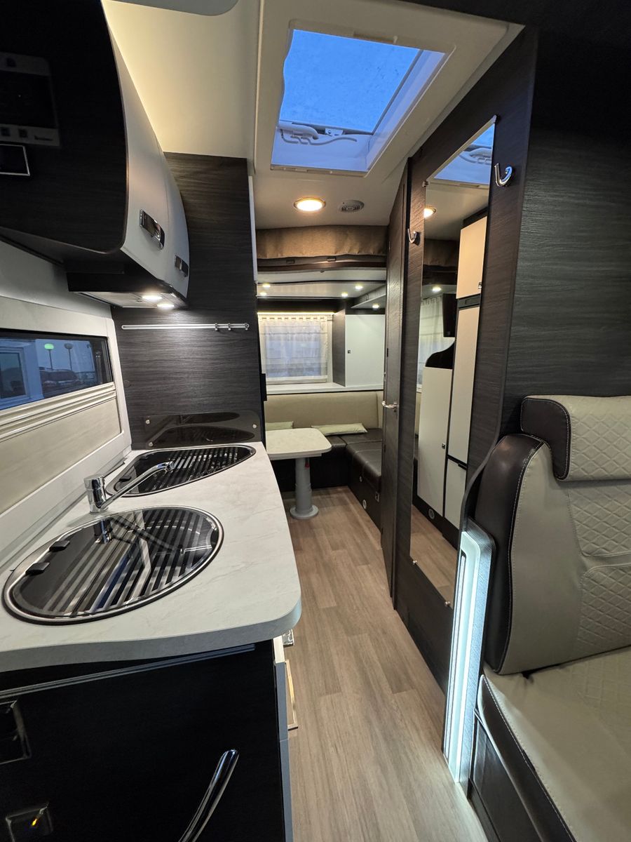 Fahrzeugabbildung Benimar Mileo M282 LOUNGE LUFTFEDERUNG SOLAR TV SAT AHK