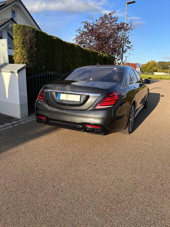 Mercedes-Benz S 560