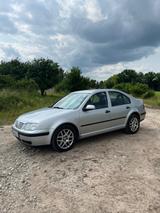 Volkswagen Bora 1.6 Basis Basis - Volkswagen Bora: Basis