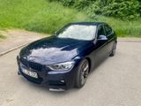 BMW 335i - M-Paket - BMW scheckheftgepfl.- 2. Hand - BMW 335 mit Benzin-Antrieb: Limousine, 335i M Paket