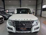 Mitsubishi Pajero/3.2/DI-D/Final/Edition/PANO/AHK/2.HAND - gebrauchte Mitsubishi Pajero aus dem Jahr 2016