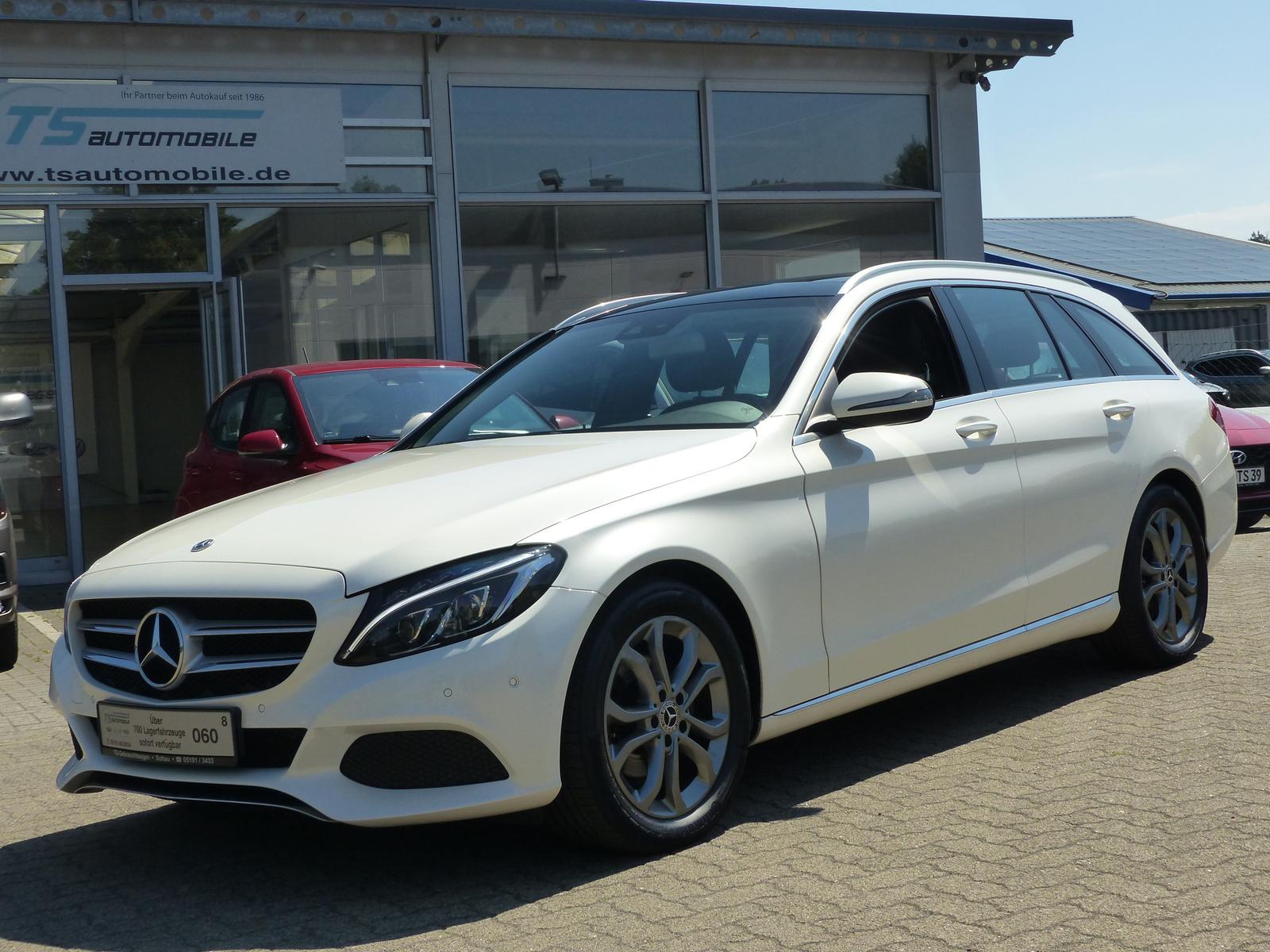 Mercedes-Benz C 180 CGI T Avantgarde AHK+el.Panodach+LED+Navi