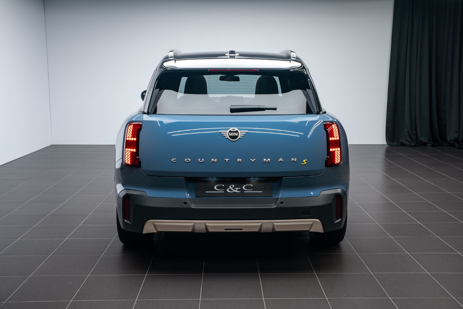 Fahrzeugabbildung MINI Countryman SE ALL4