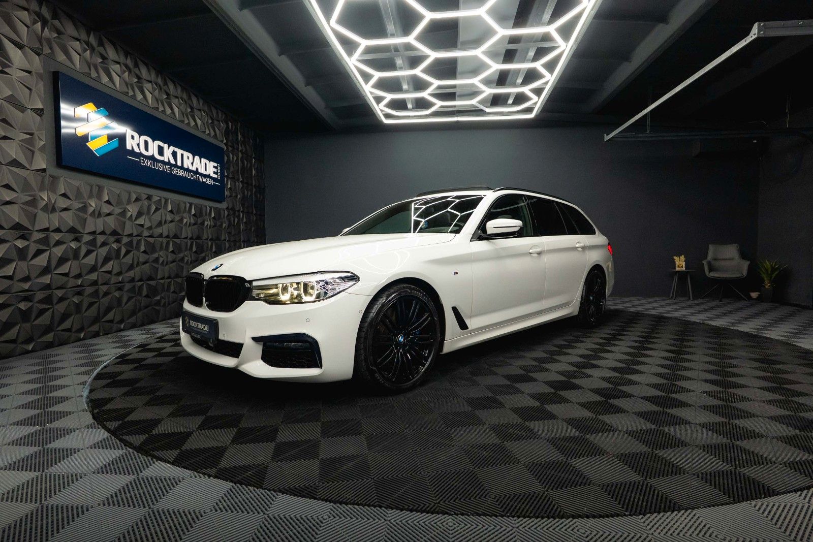 Fahrzeugabbildung BMW 540d xDrive M Sport Shadow | ACC | Pano | LED