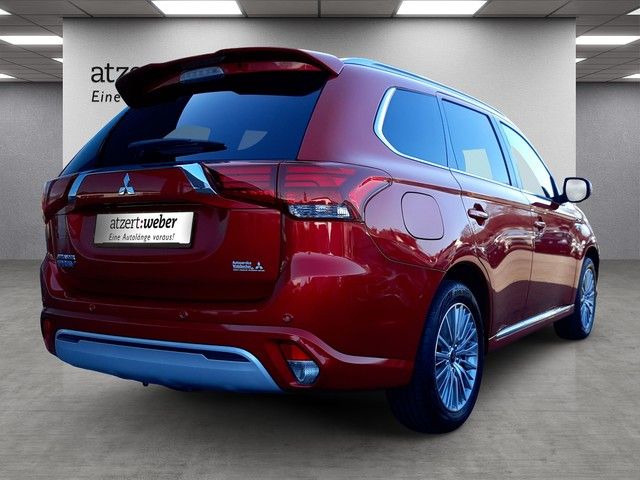 Fahrzeugabbildung Mitsubishi Outlander Plus Spirit 2.4 PHEV 4WD Leder 360°