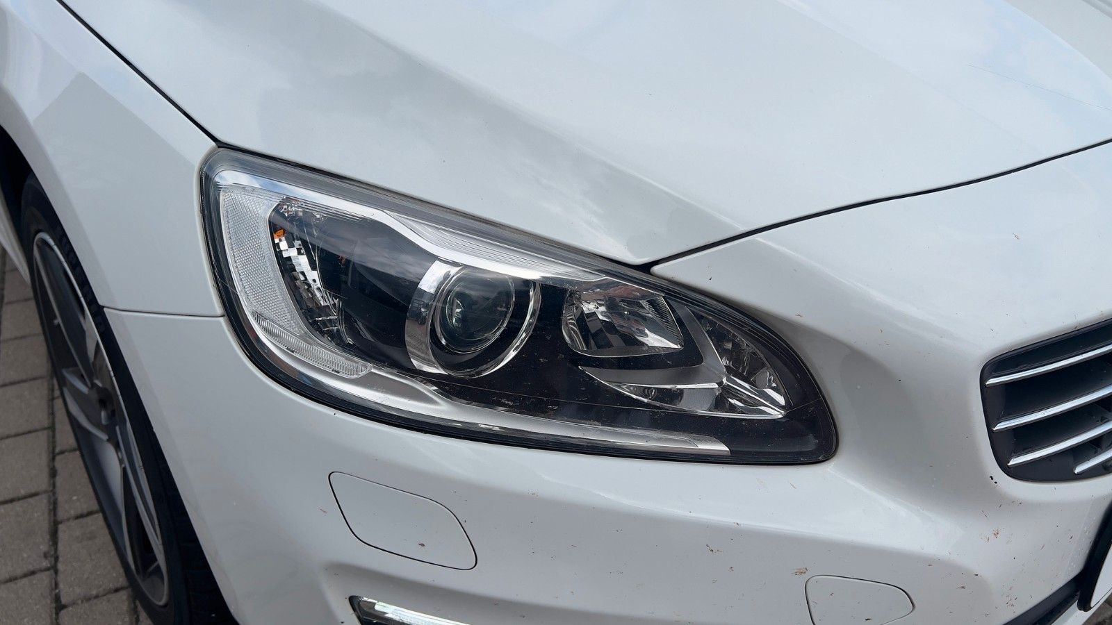 Fahrzeugabbildung Volvo V60 Kombi Summum AWD*Mietkauf*GSD*TEMP*RFK*